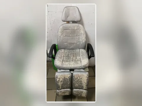 Крісло з підніжкою до перетяжки